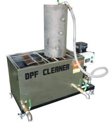 DPF洗浄機（DPFクリーナー）
